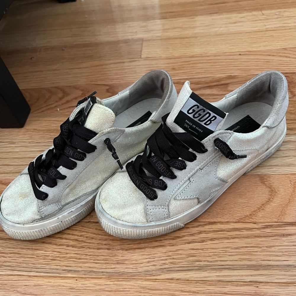 Golden goose size 35